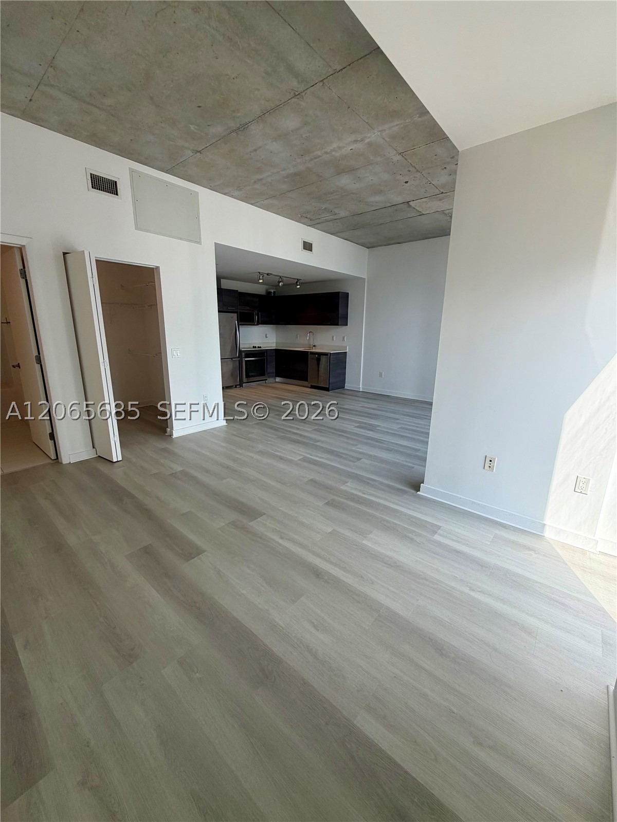 151 SE 1 Street #2207, Miami FL 33131