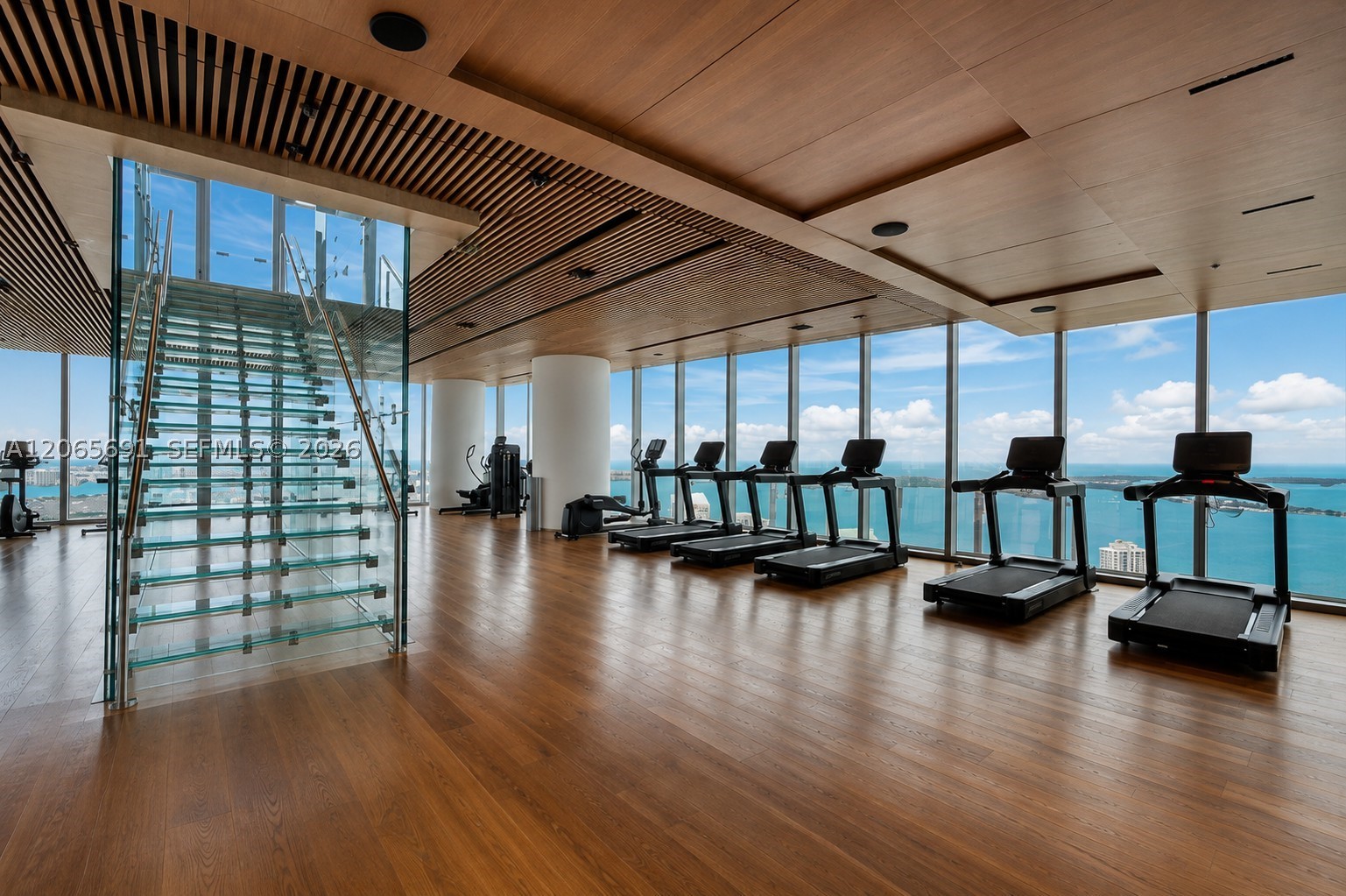 300 Biscayne Boulevard Way #4201E, Miami FL 33131