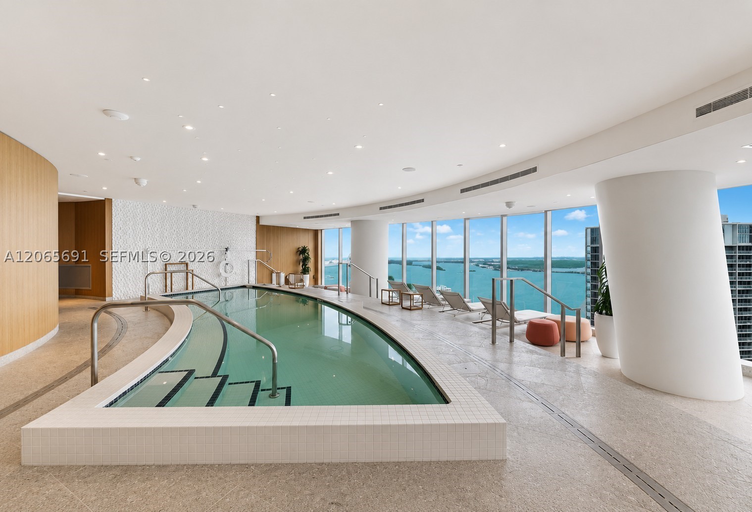 300 Biscayne Boulevard Way #4201E, Miami FL 33131