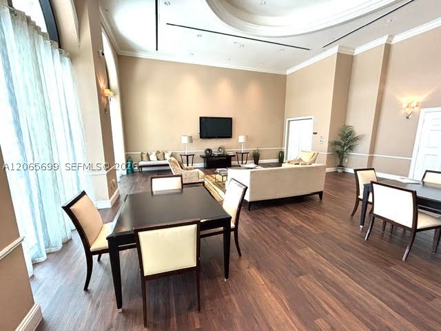1300 Ponce De Leon Blvd #409, Coral Gables FL 33134