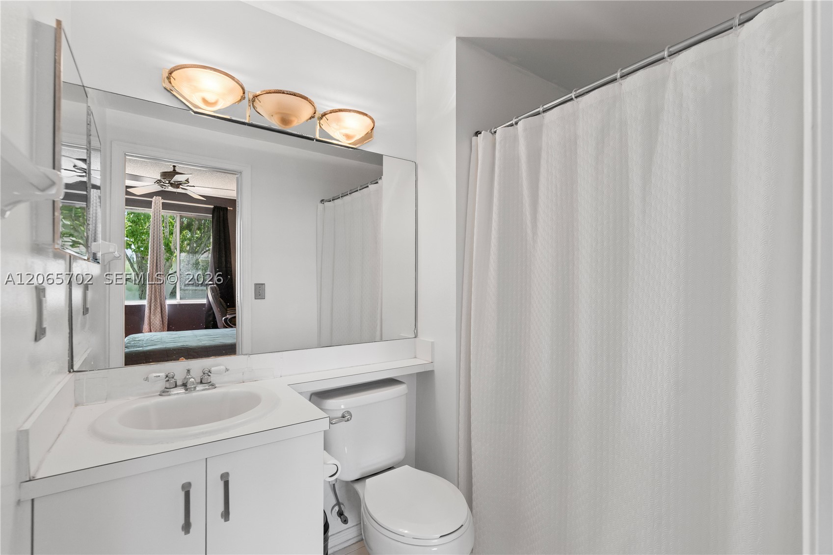 38 Truman Dr, Weston FL 33326
