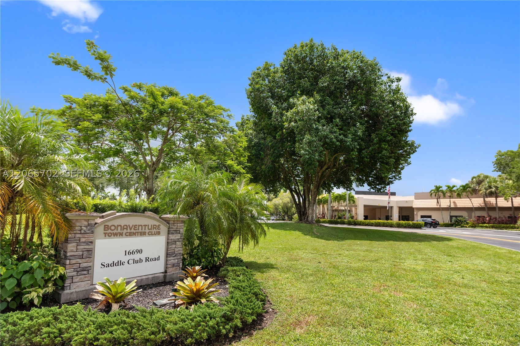 38 Truman Dr, Weston FL 33326