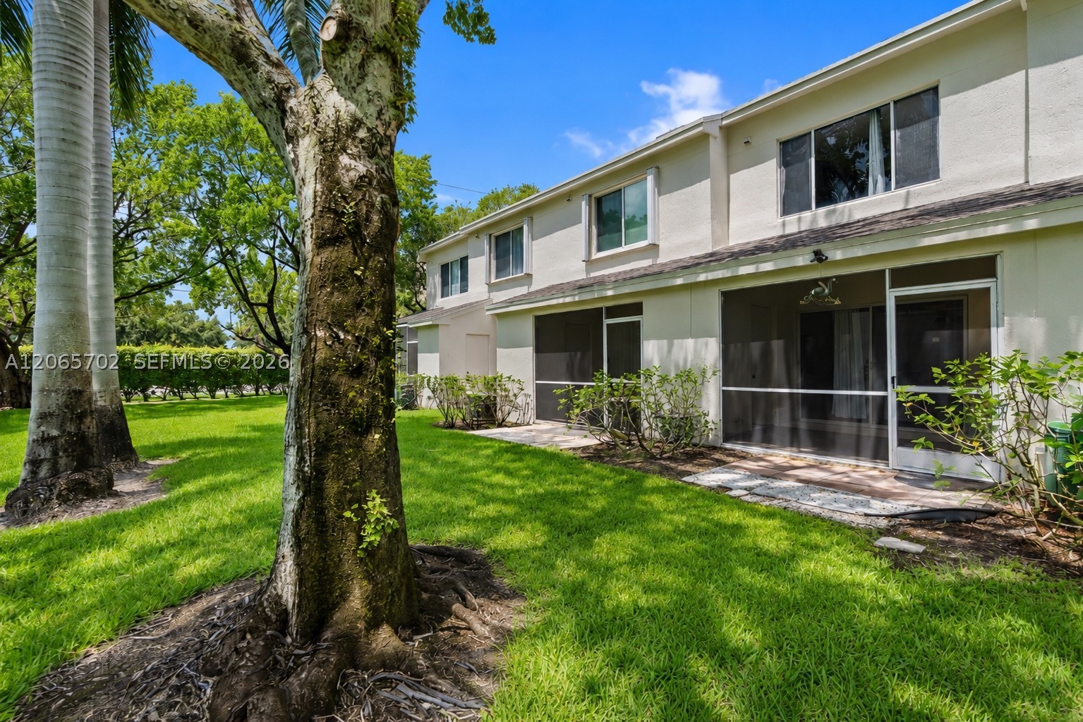 38 Truman Dr, Weston FL 33326