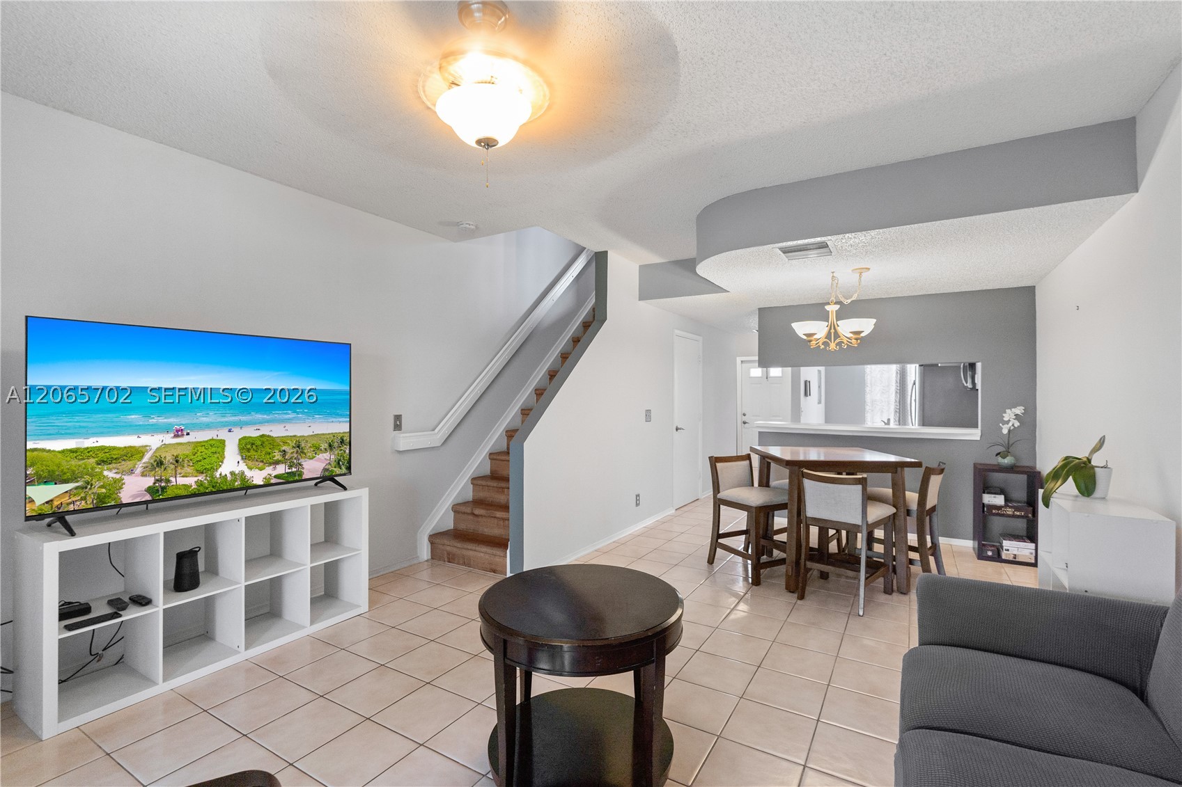 38 Truman Dr, Weston FL 33326