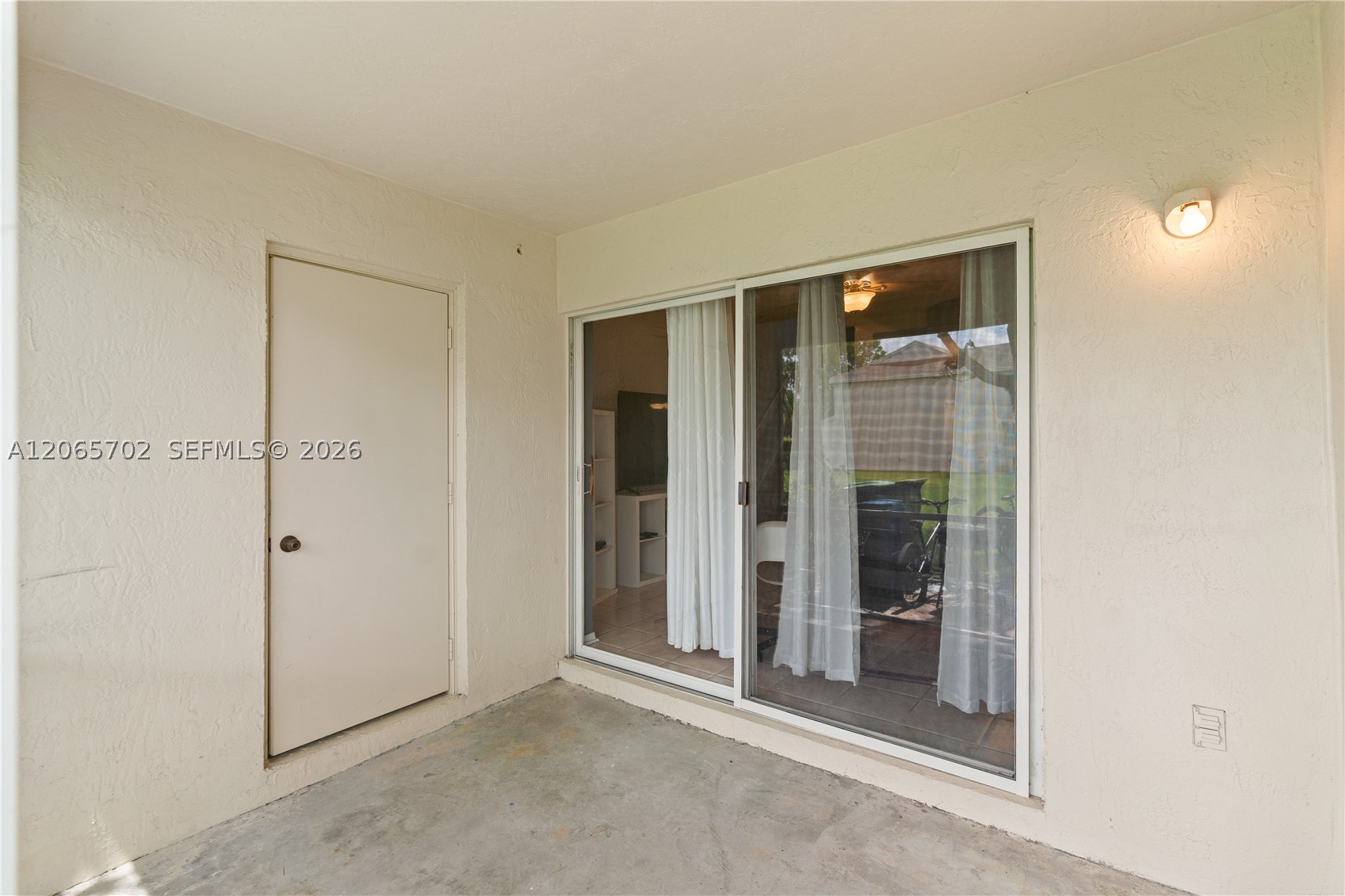 38 Truman Dr, Weston FL 33326