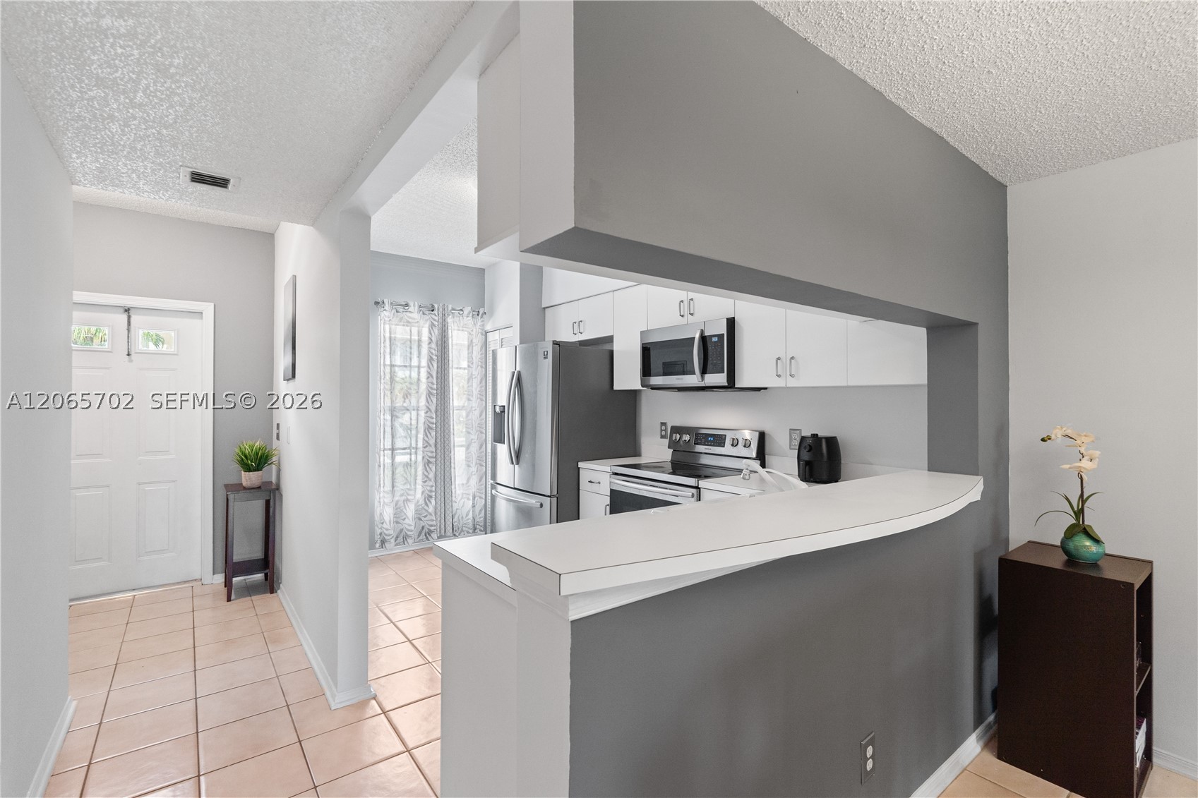 38 Truman Dr, Weston FL 33326
