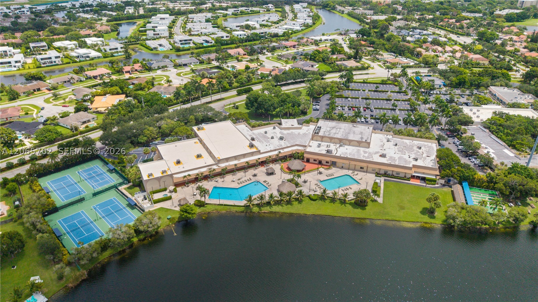 38 Truman Dr, Weston FL 33326