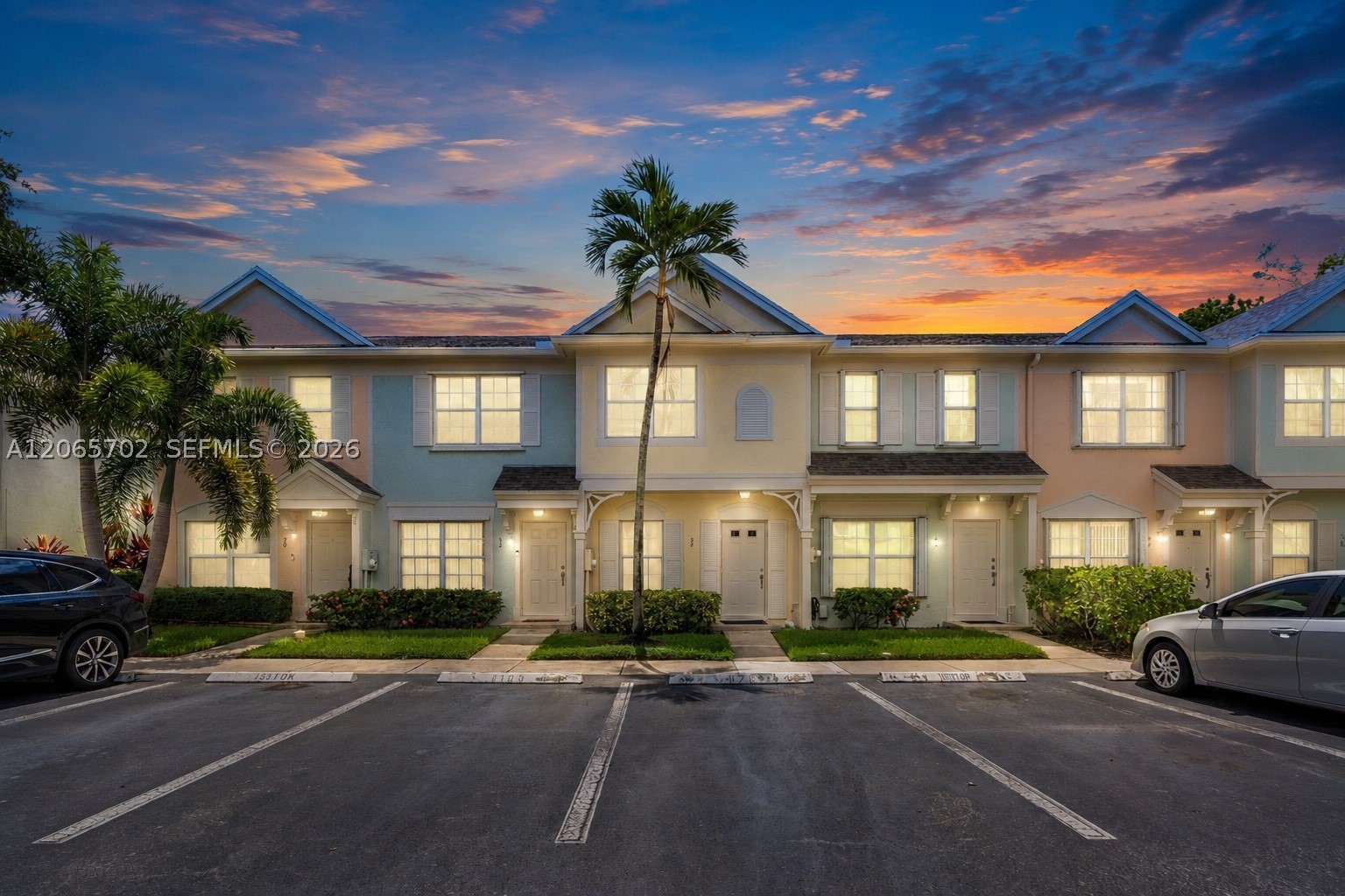 38 Truman Dr, Weston FL 33326