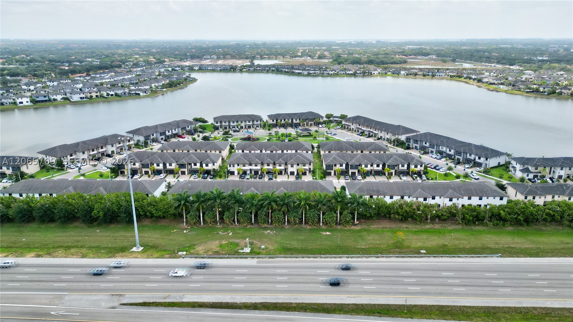 15826 NW 91st Ct #15826, Miami Lakes FL 33018