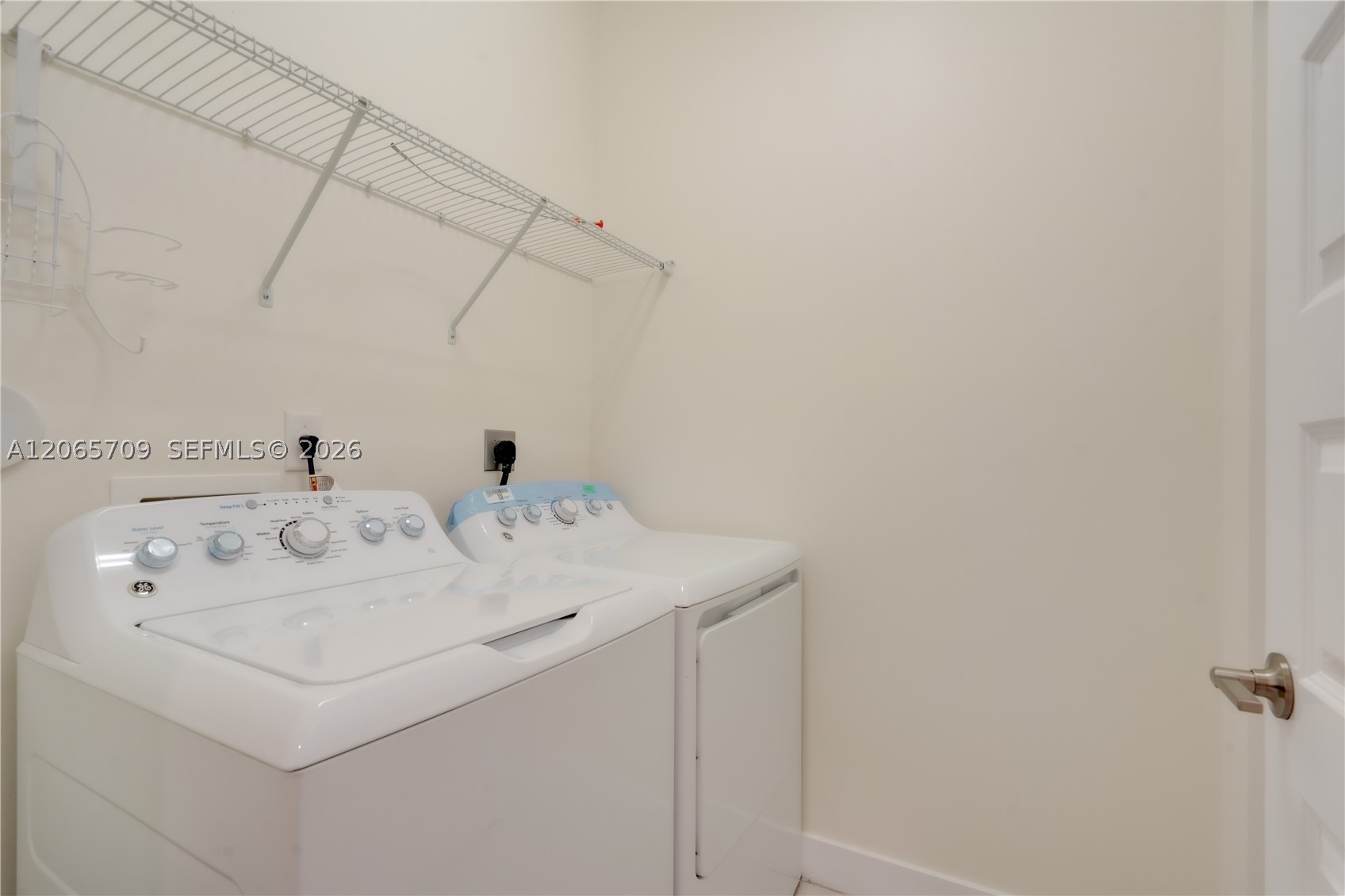 15826 NW 91st Ct #15826, Miami Lakes FL 33018