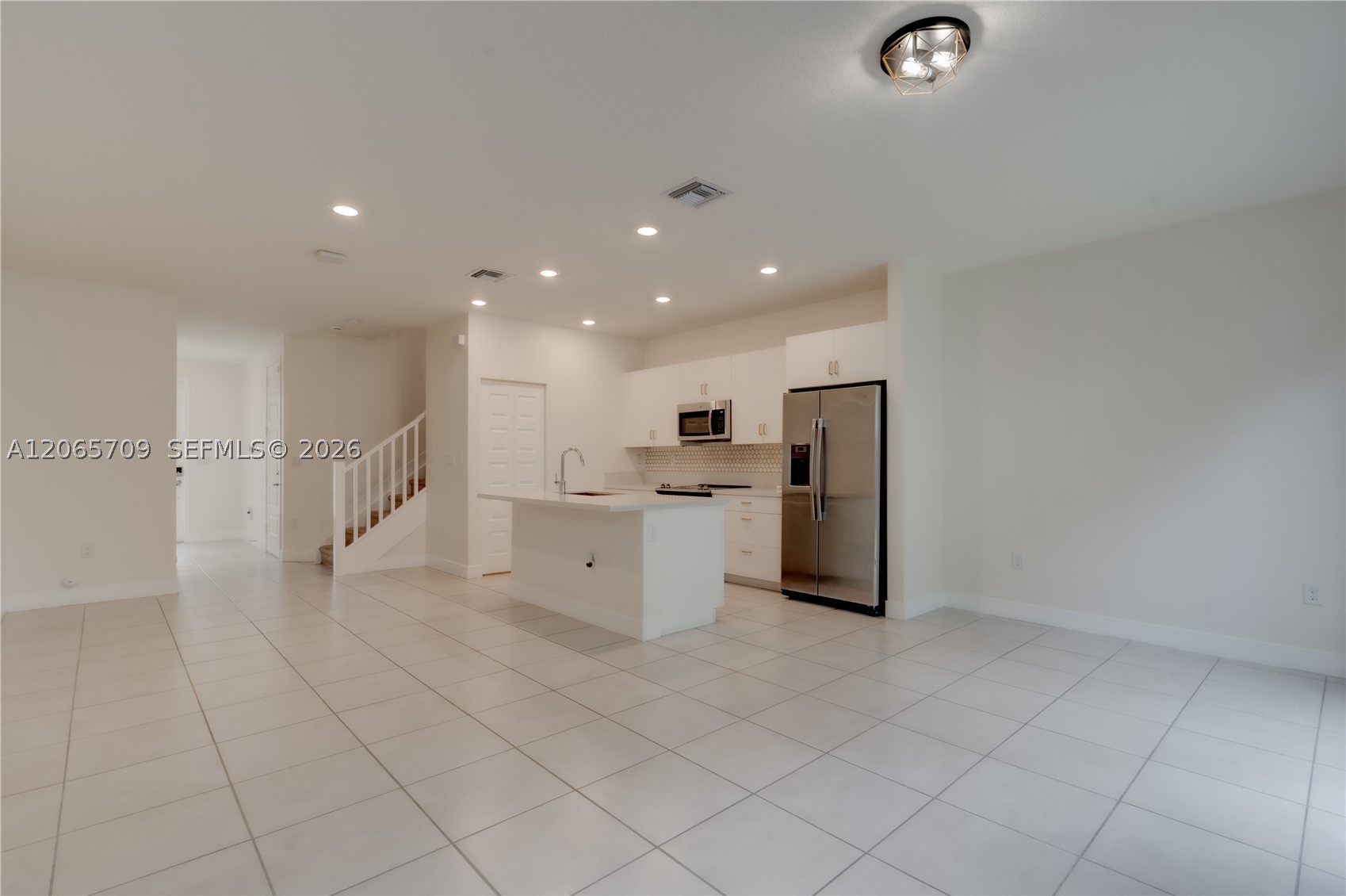 15826 NW 91st Ct #15826, Miami Lakes FL 33018