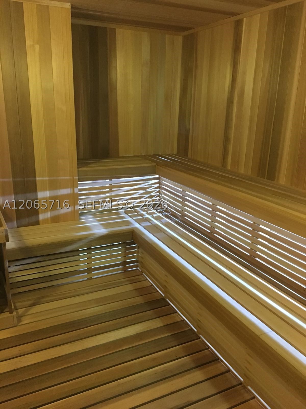 1300 S Miami Ave #1008, Miami FL 33130