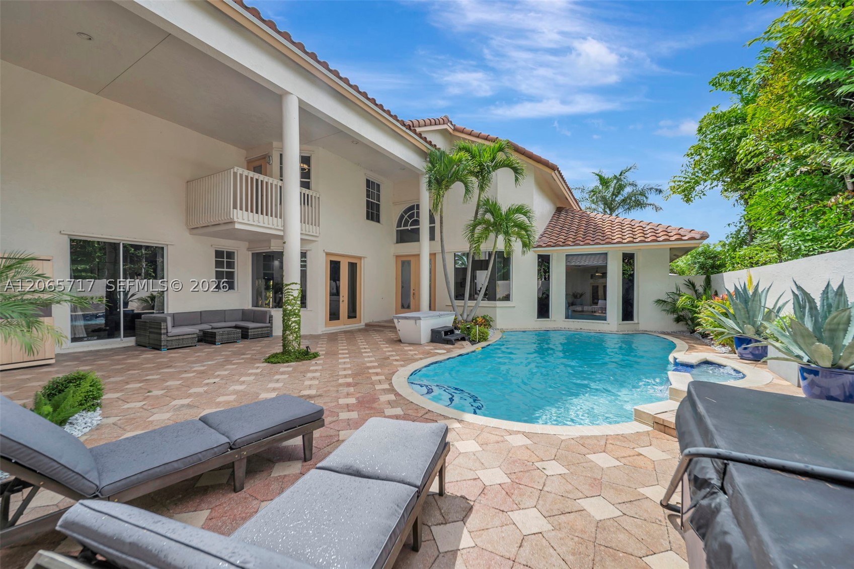 12127 NW 9th Dr, Coral Springs FL 33071