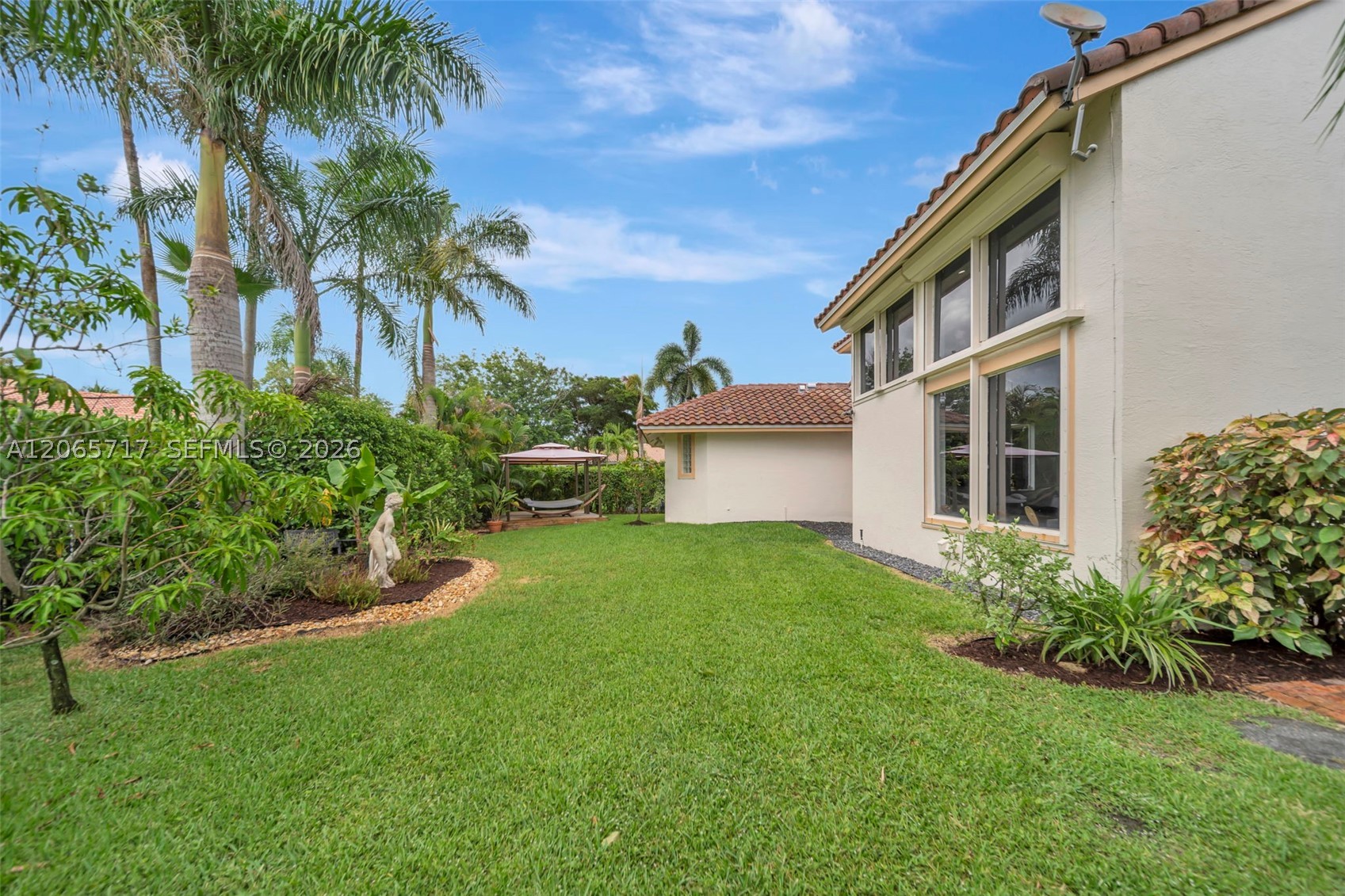 12127 NW 9th Dr, Coral Springs FL 33071