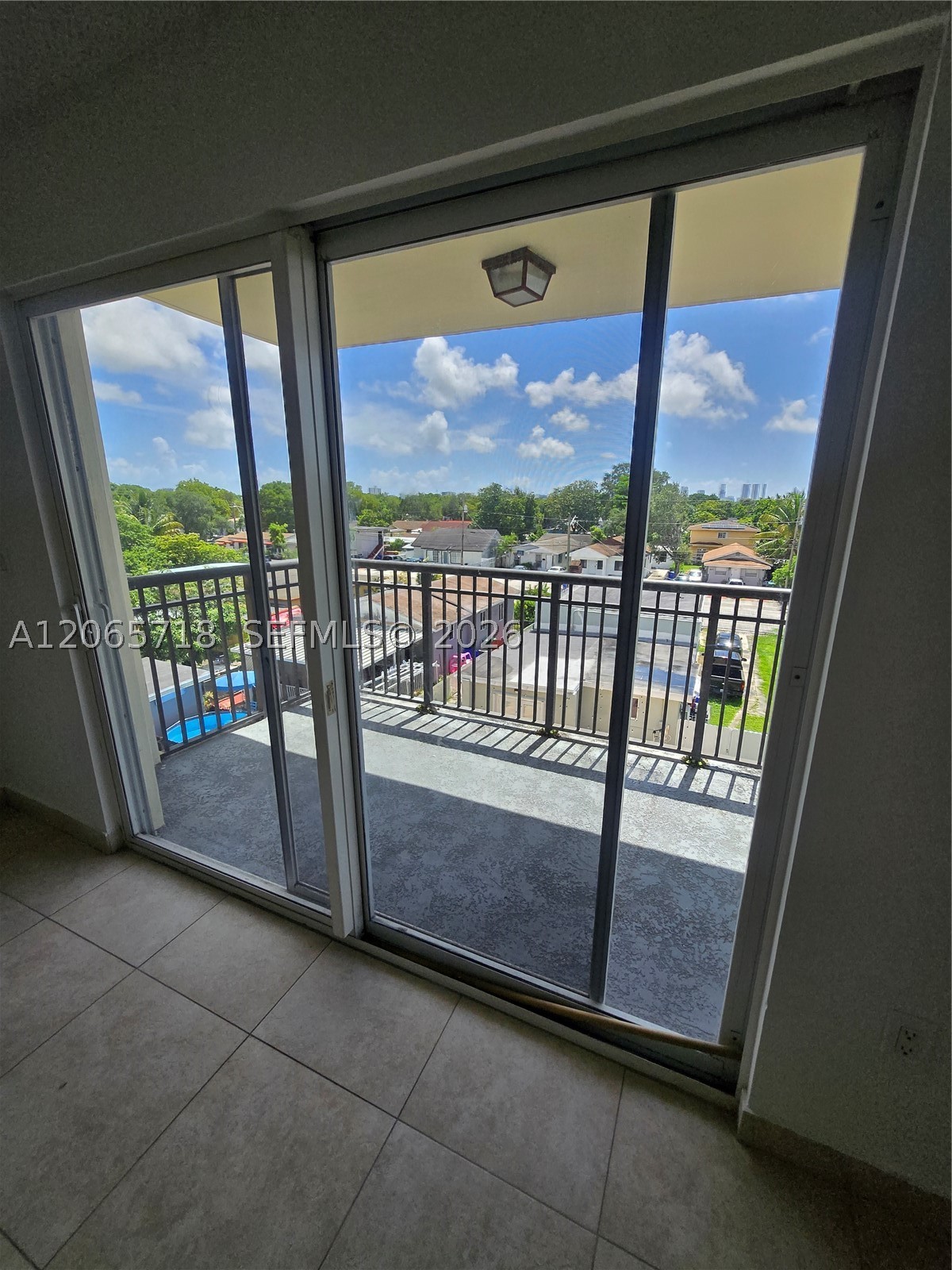 2647 NW 25th Ave #511, Miami FL 33142