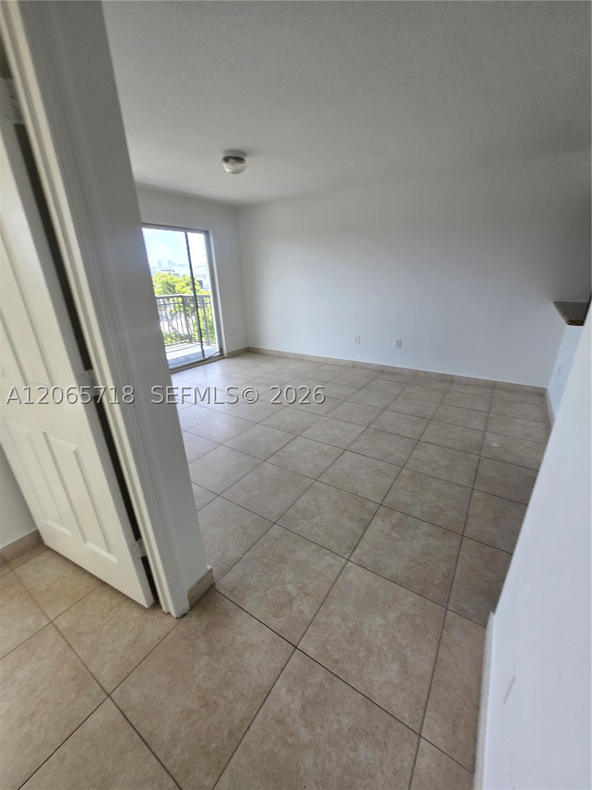 2647 NW 25th Ave #511, Miami FL 33142