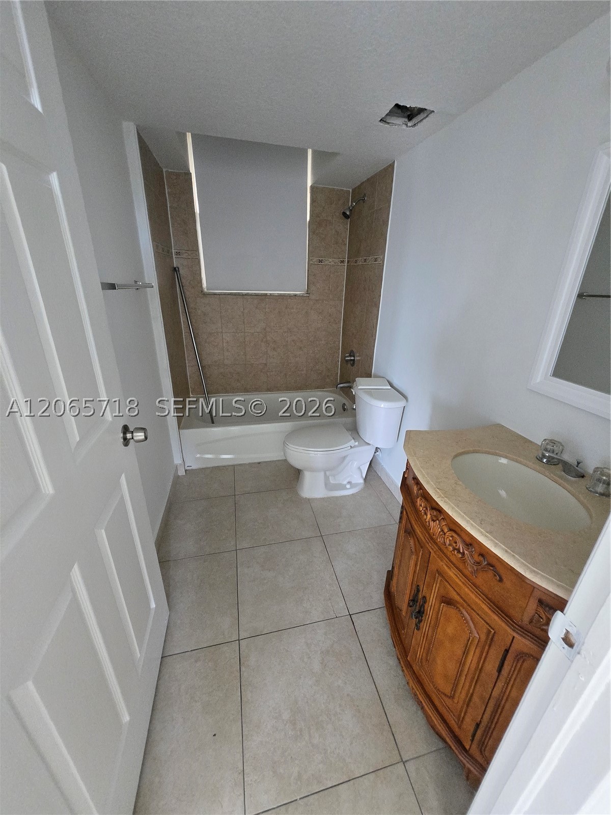 2647 NW 25th Ave #511, Miami FL 33142