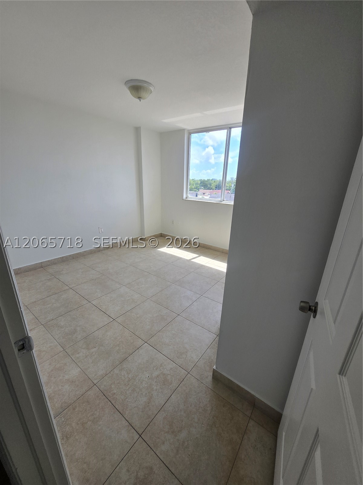 2647 NW 25th Ave #511, Miami FL 33142
