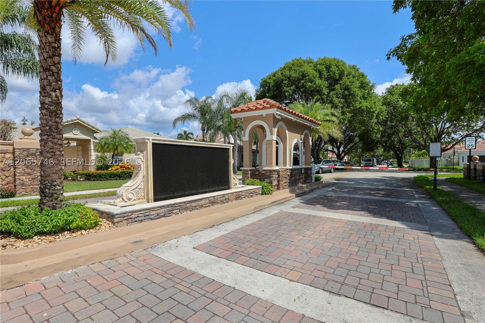 843 NW 131st Ave, Sunrise FL 33325