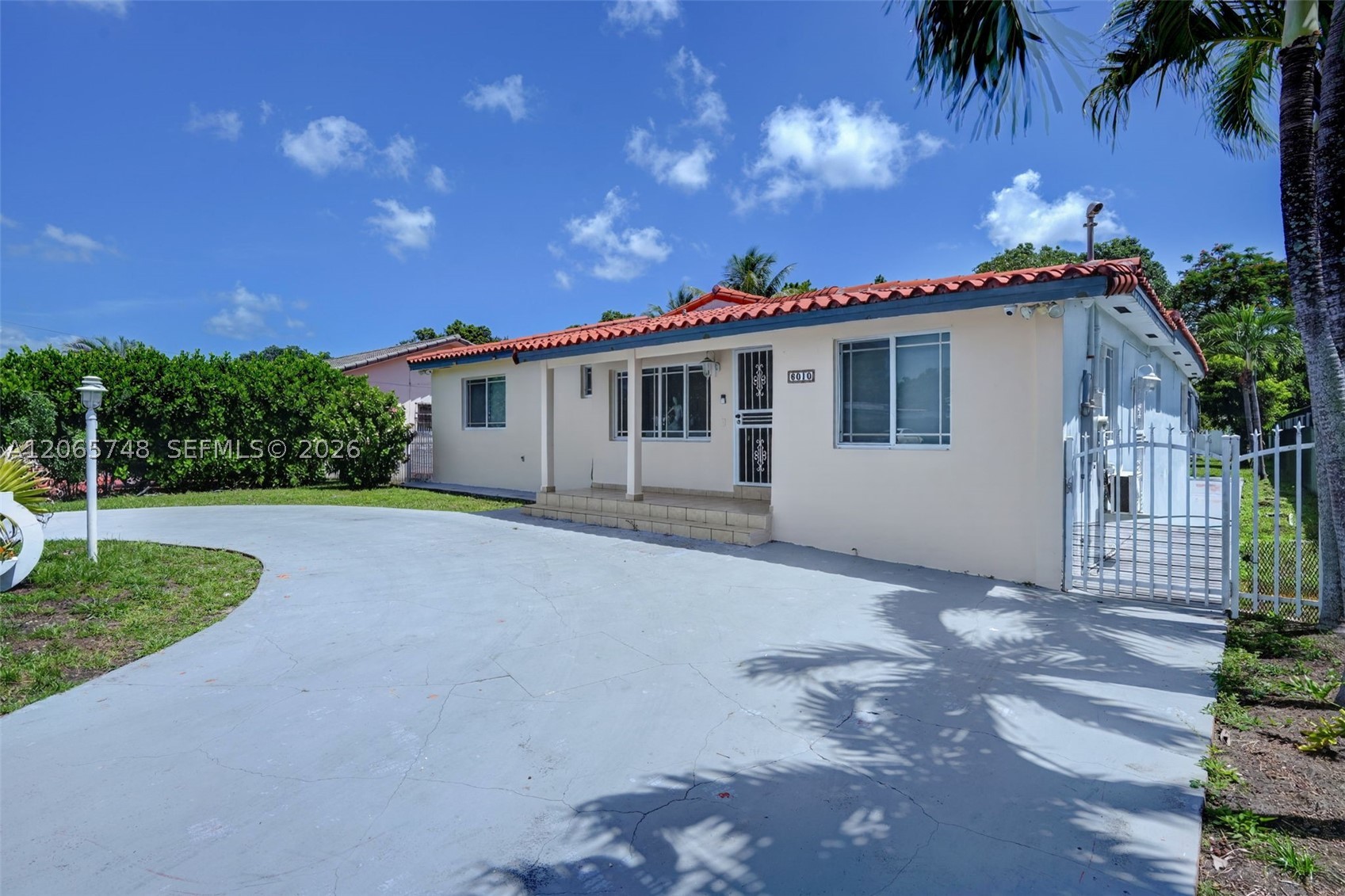 6010 SW 19 ST, Miami FL 33155