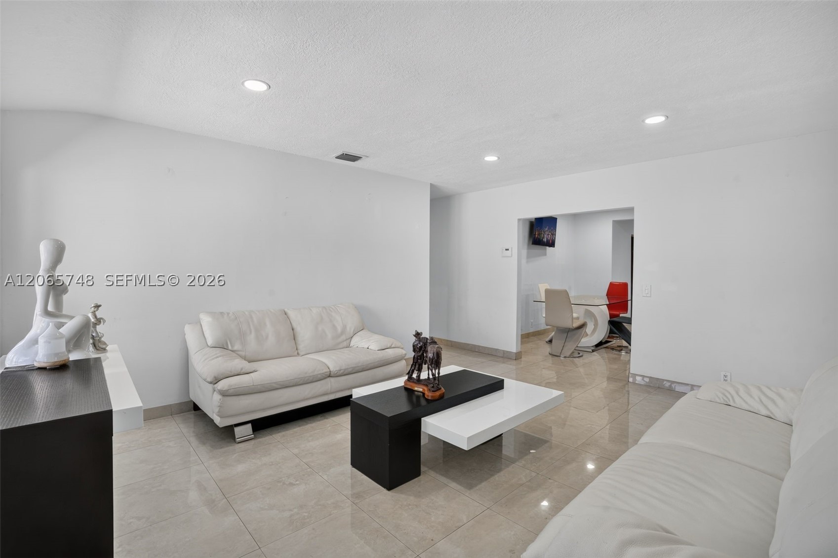 6010 SW 19 ST, Miami FL 33155