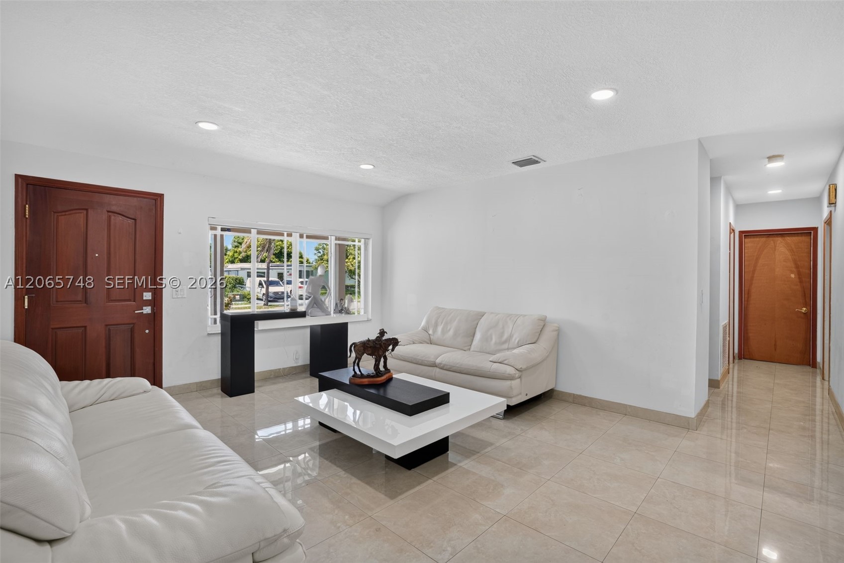 6010 SW 19 ST, Miami FL 33155