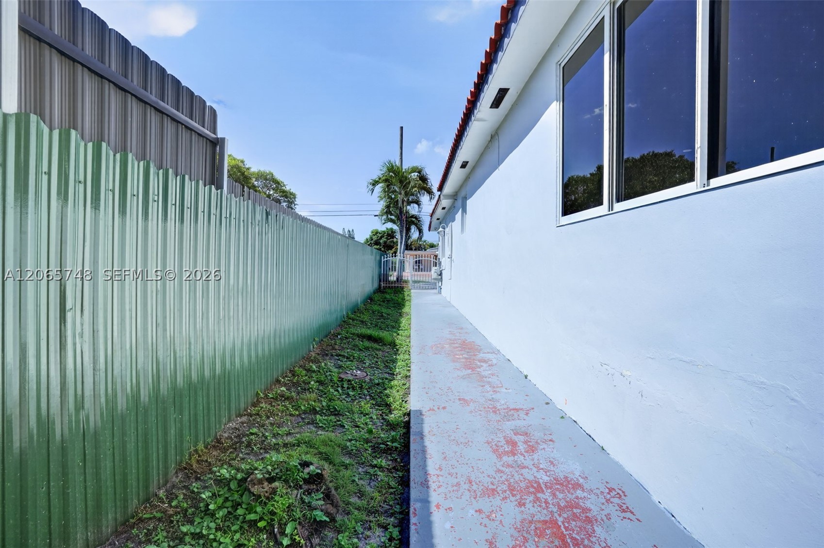 6010 SW 19 ST, Miami FL 33155