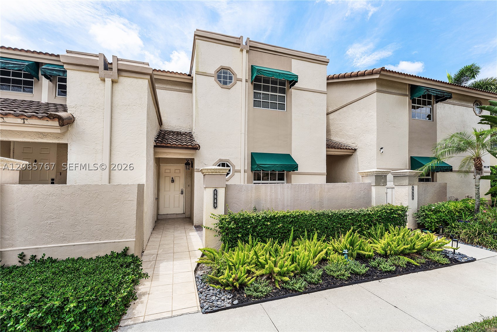 6649 Via Regina ##, Boca Raton FL 33433