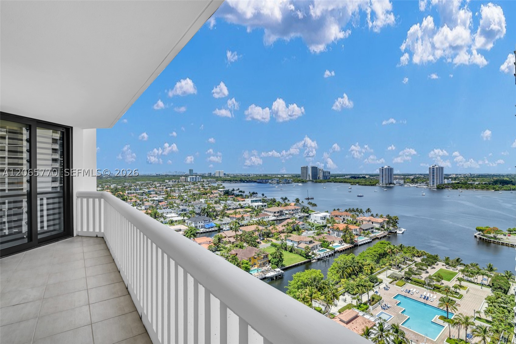 2000 Island Blvd #2006, Aventura FL 33160