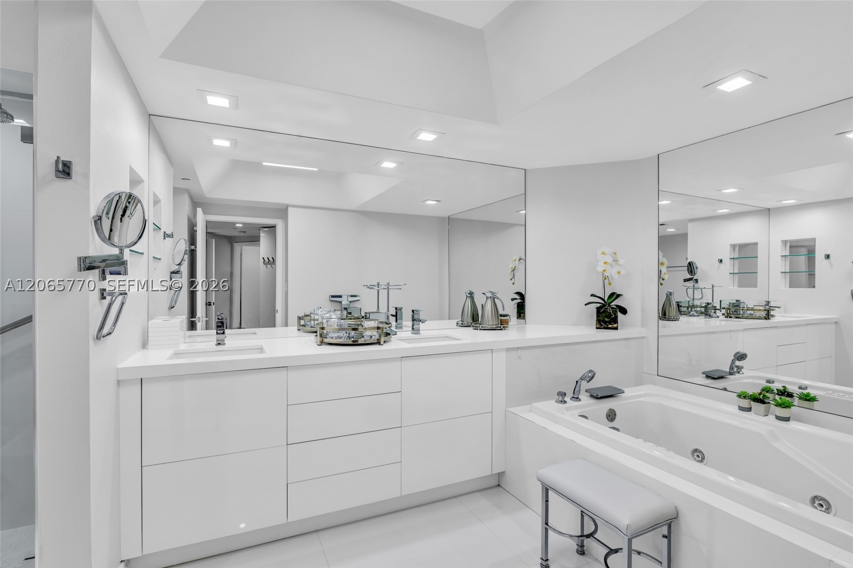 2000 Island Blvd #2006, Aventura FL 33160