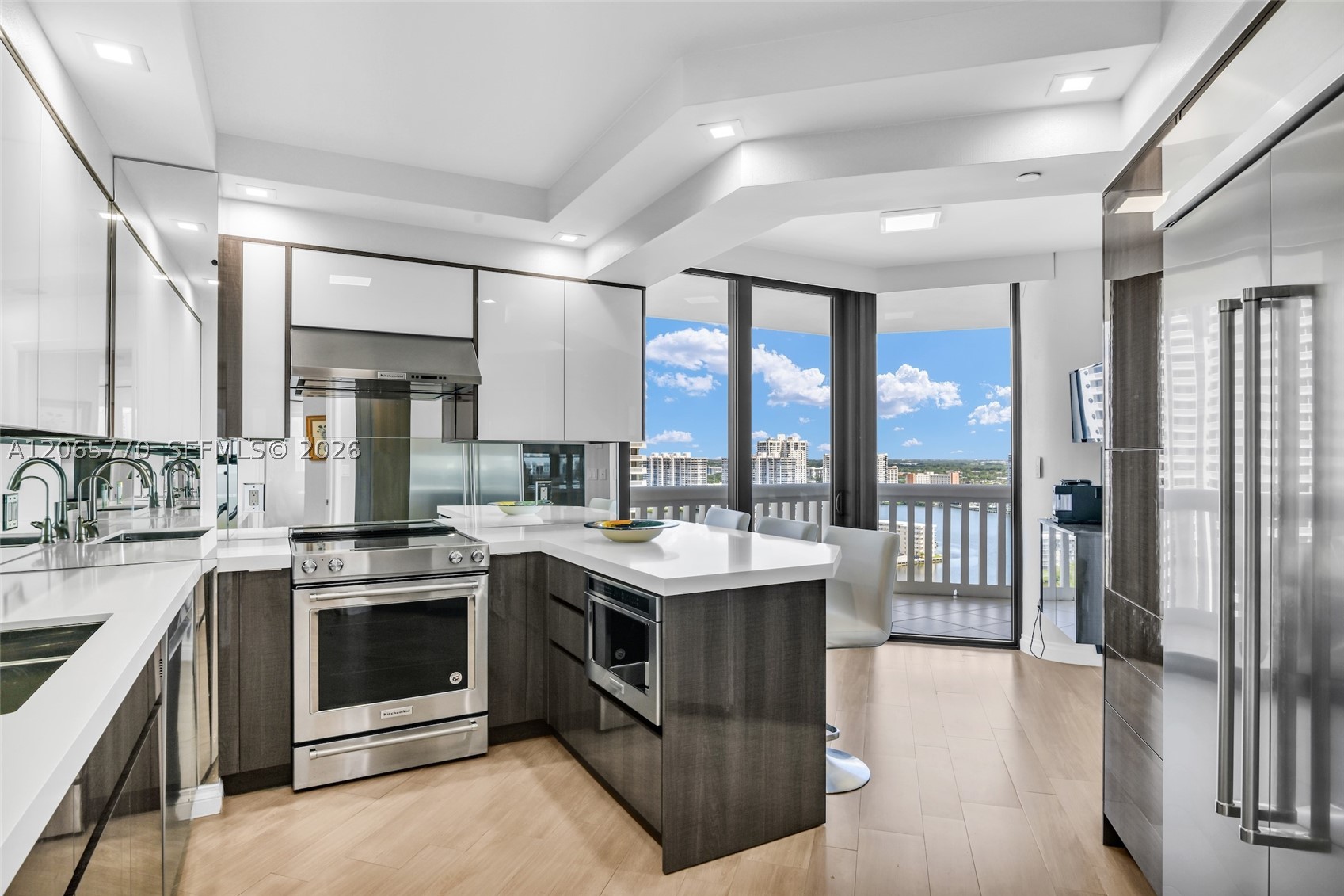 2000 Island Blvd #2006, Aventura FL 33160