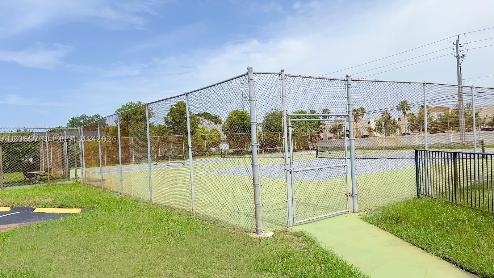 7112 NW 107th Ave, Tamarac FL 33321