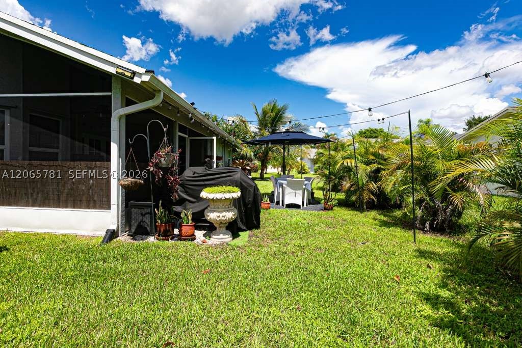 7112 NW 107th Ave, Tamarac FL 33321