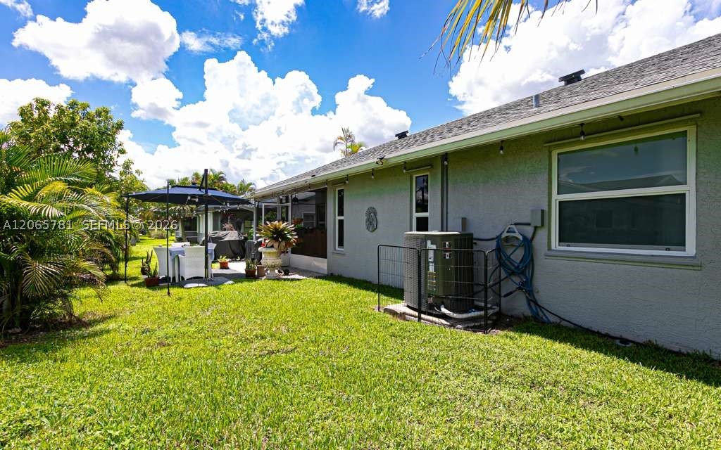 7112 NW 107th Ave, Tamarac FL 33321