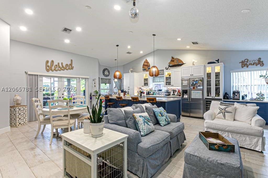 7112 NW 107th Ave, Tamarac FL 33321