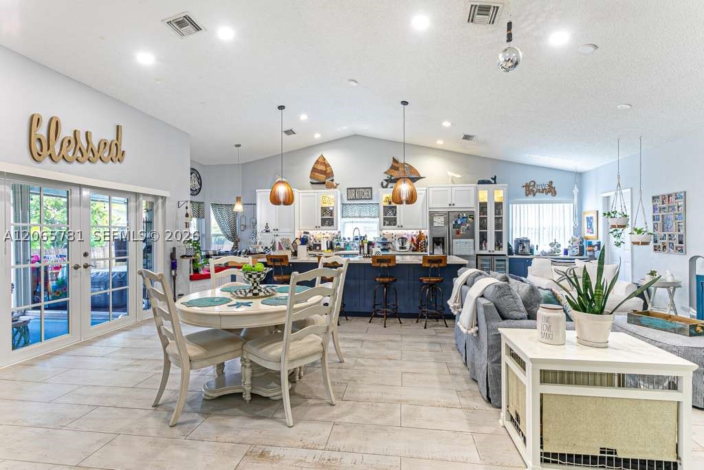7112 NW 107th Ave, Tamarac FL 33321