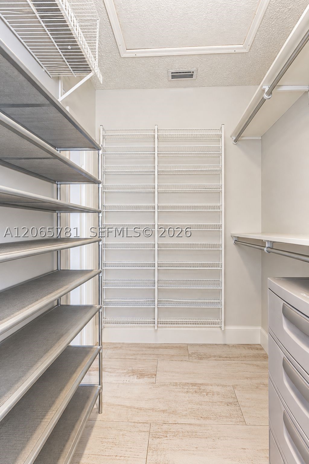 7112 NW 107th Ave, Tamarac FL 33321