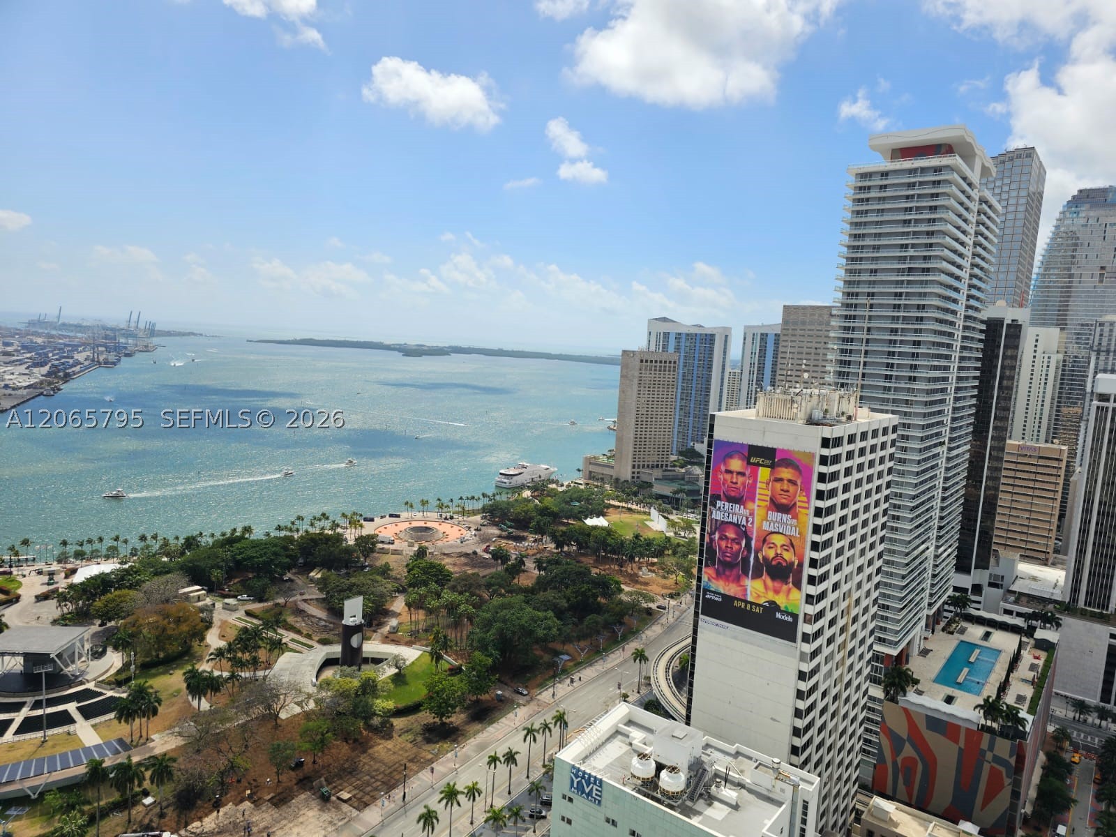 244 Biscayne Blvd #3707, Miami FL 33132