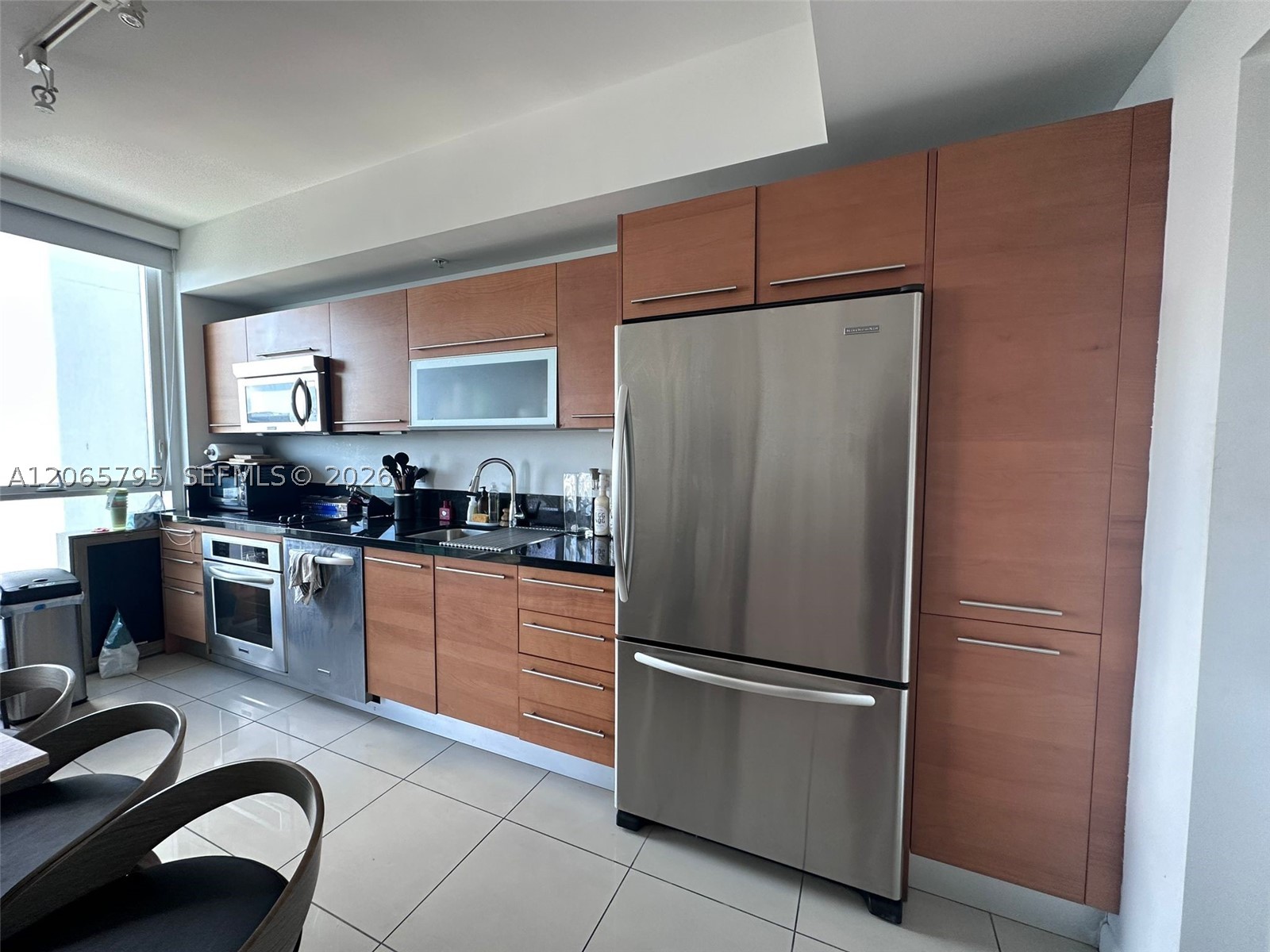244 Biscayne Blvd #3707, Miami FL 33132