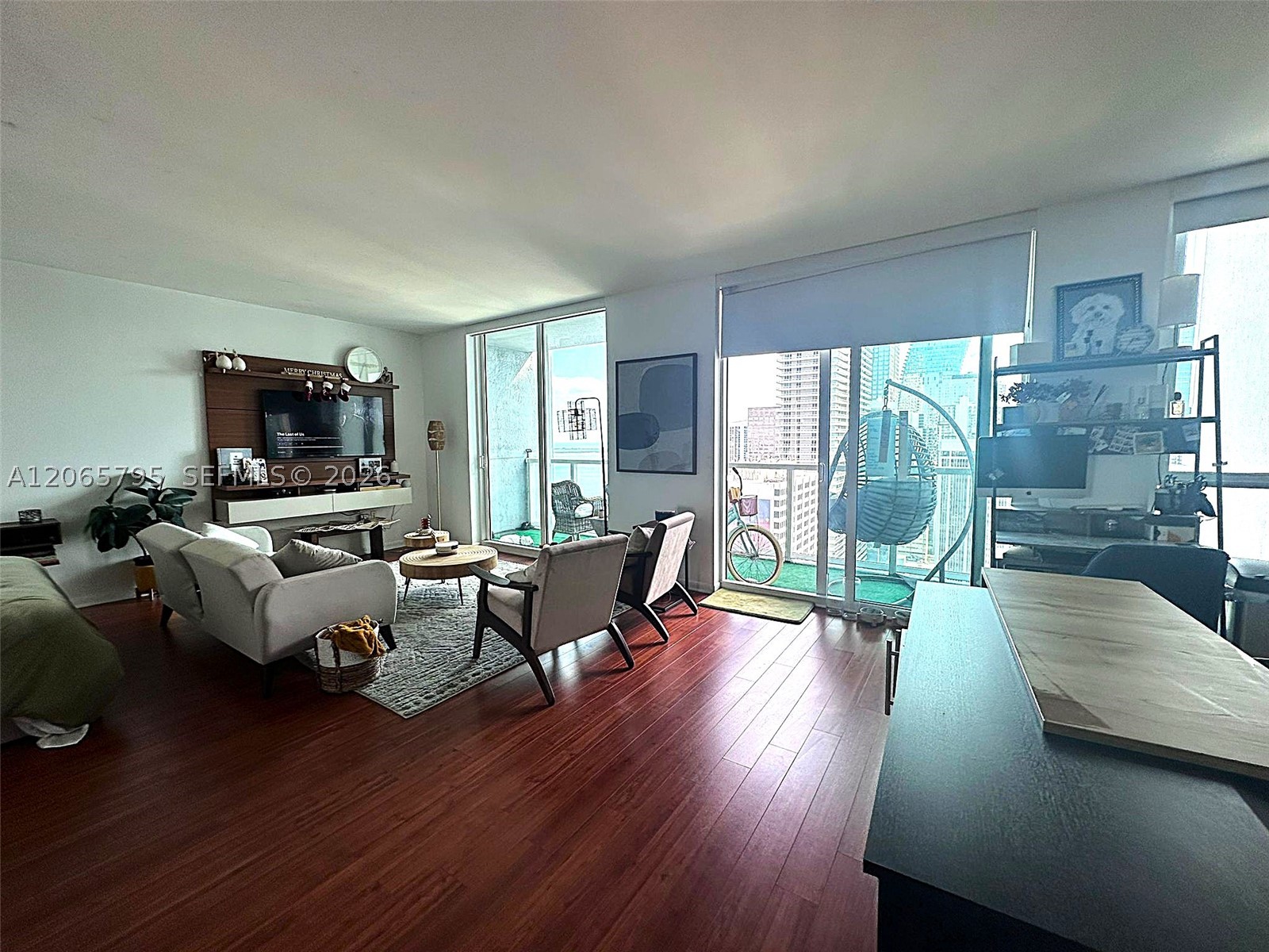 244 Biscayne Blvd #3707, Miami FL 33132