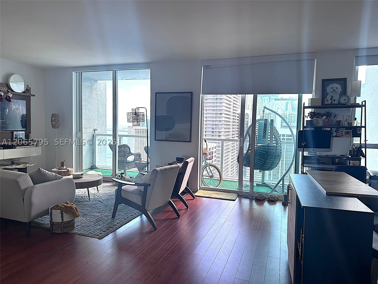 244 Biscayne Blvd #3707, Miami FL 33132