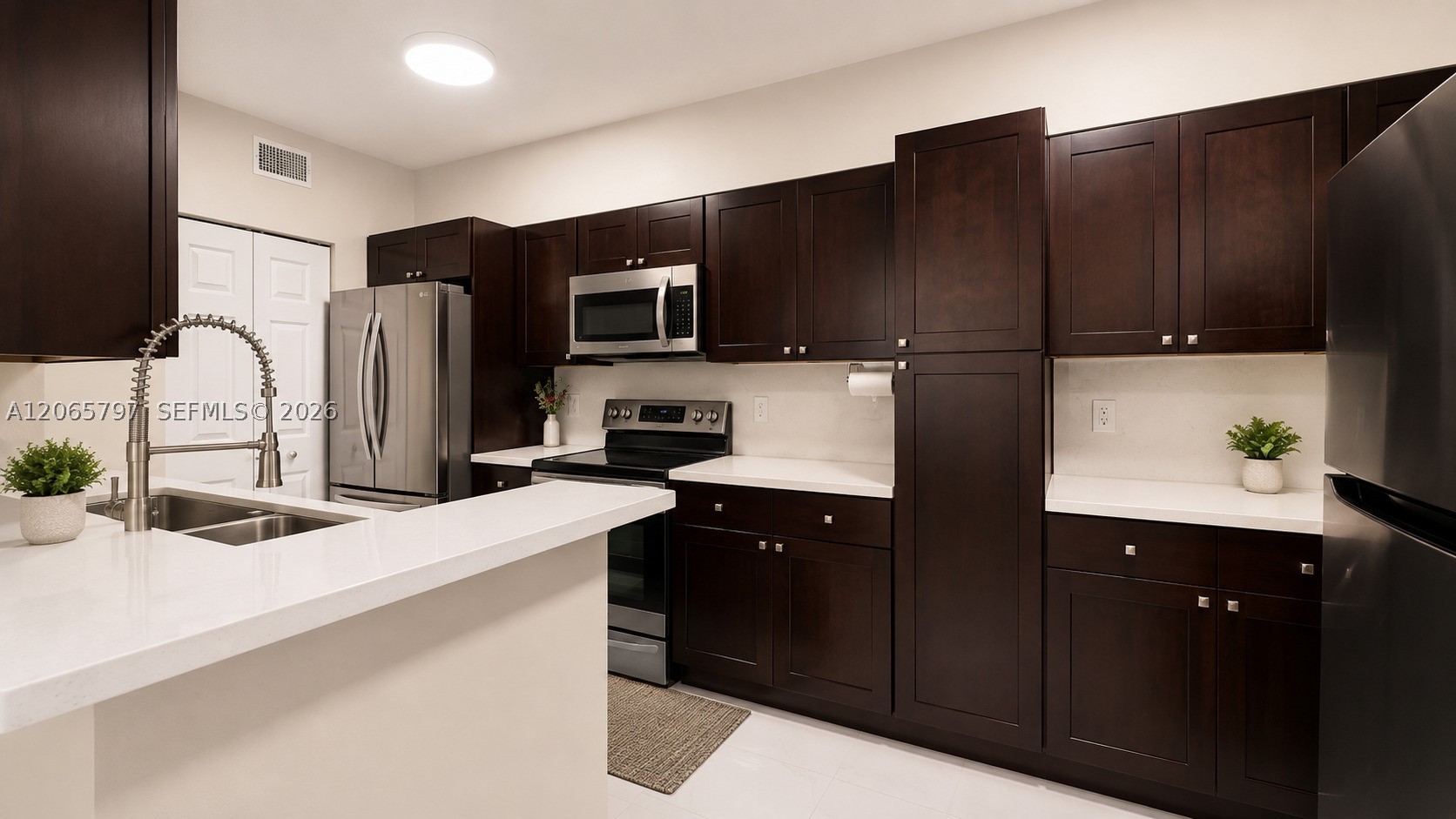 10294 S Fox Trail Rd S #704, Royal Palm Beach FL 33411