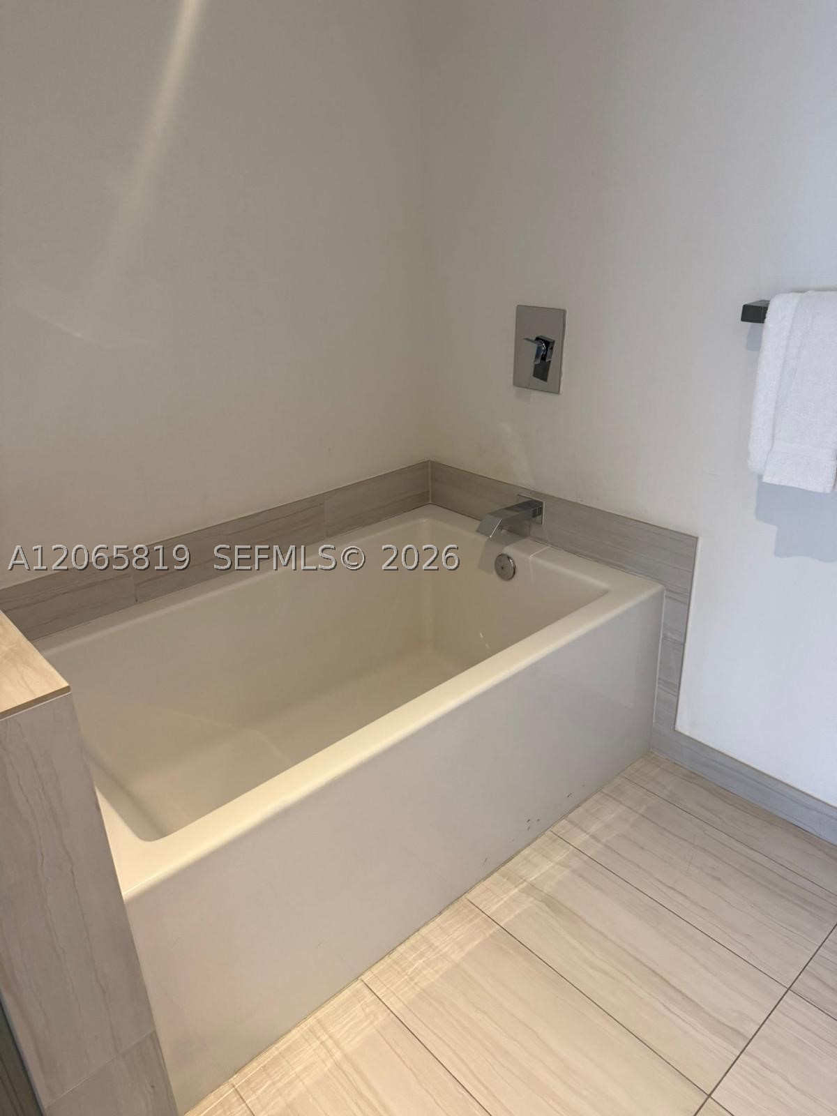 4010 S Ocean Dr #T3507, Hollywood FL 33019