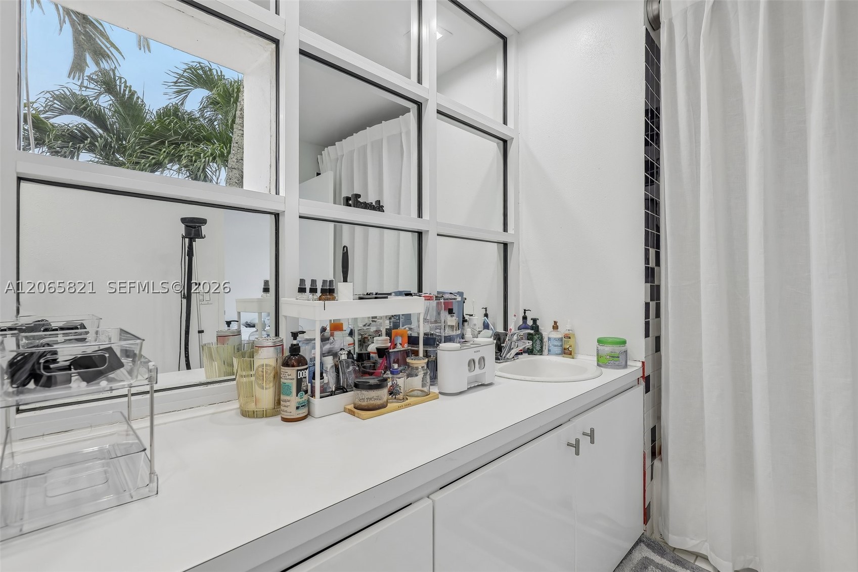 16581 NW 84th Ave, Miami Lakes FL 33016