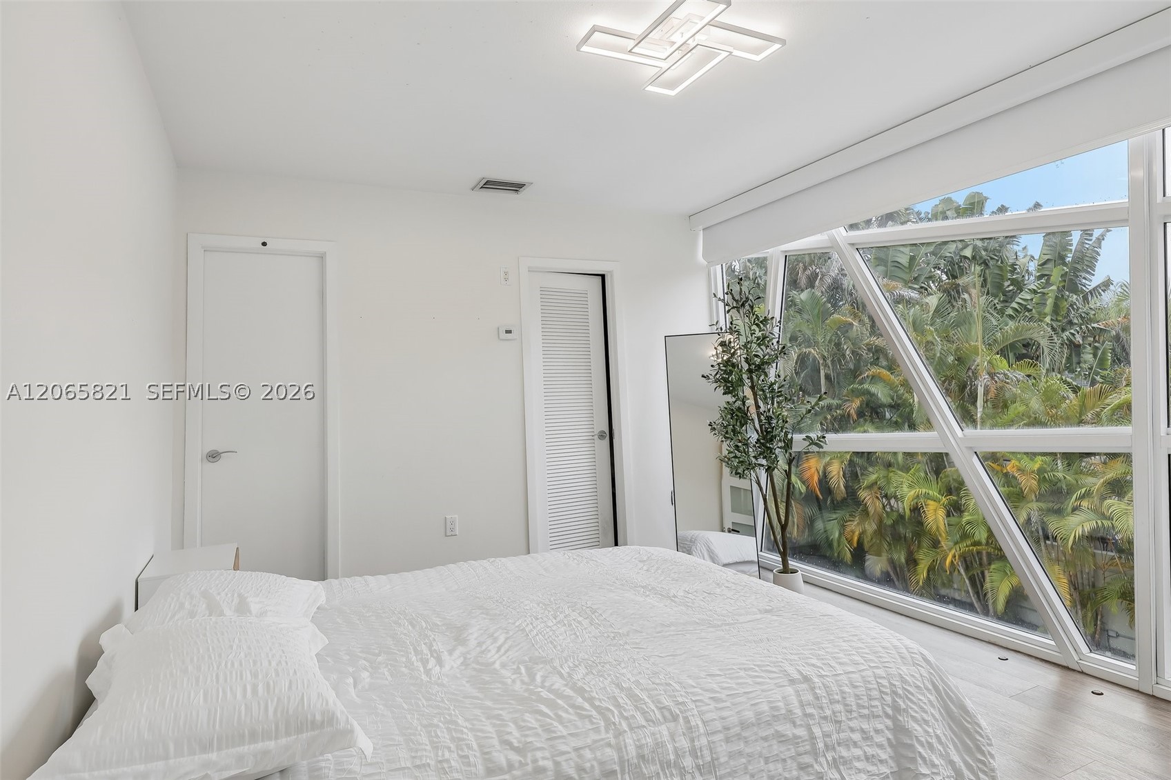 16581 NW 84th Ave, Miami Lakes FL 33016