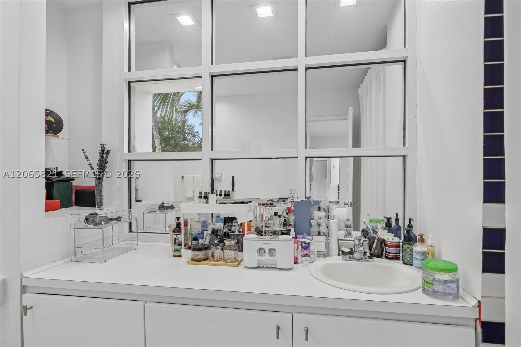 16581 NW 84th Ave, Miami Lakes FL 33016