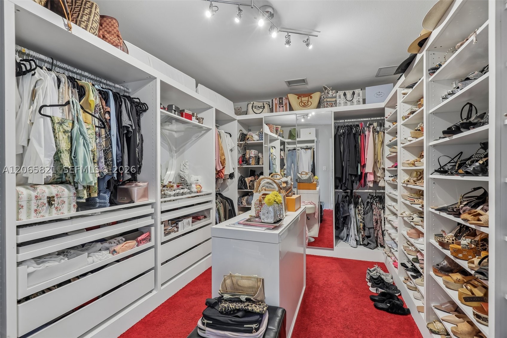 16581 NW 84th Ave, Miami Lakes FL 33016