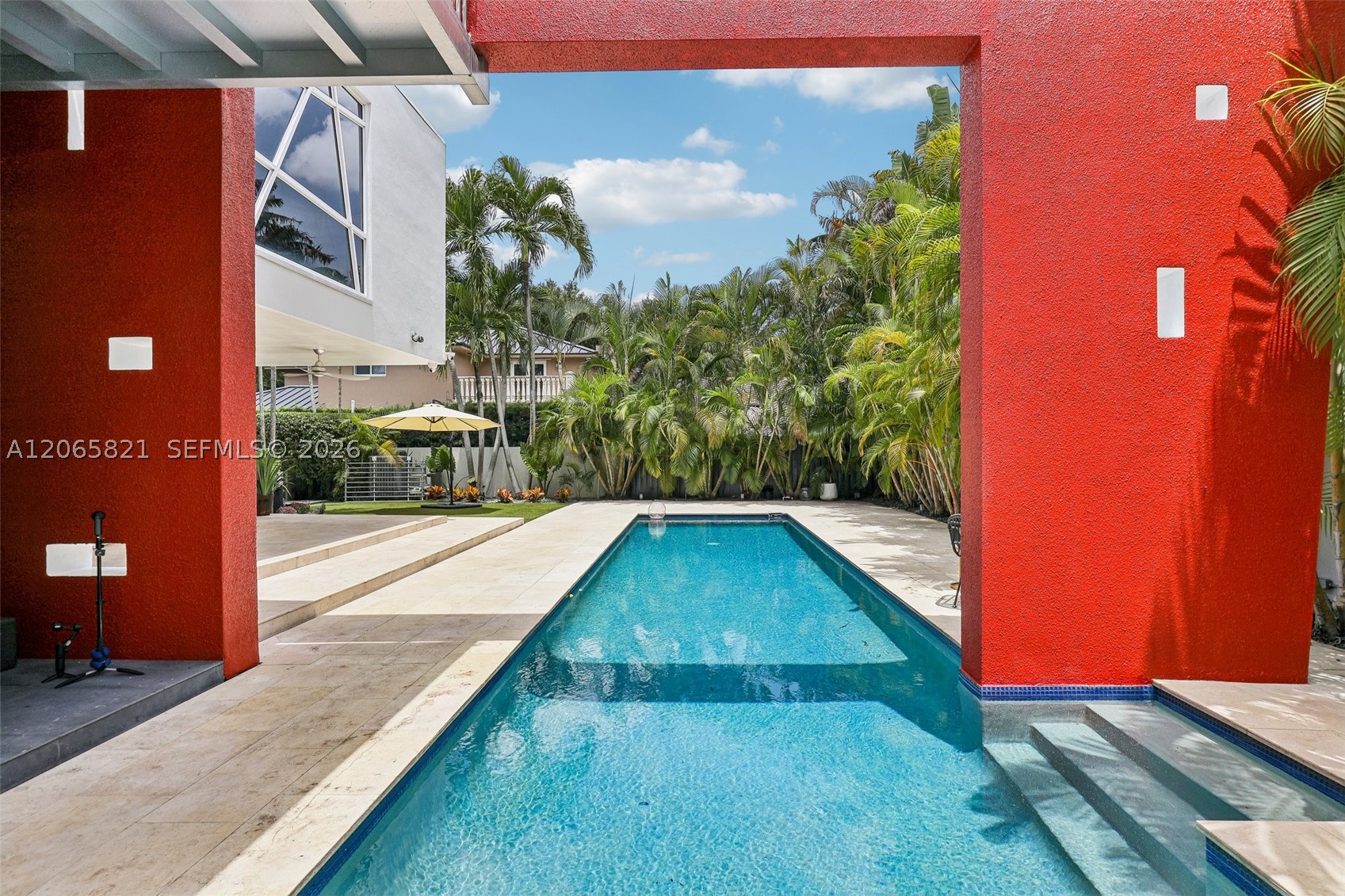16581 NW 84th Ave, Miami Lakes FL 33016