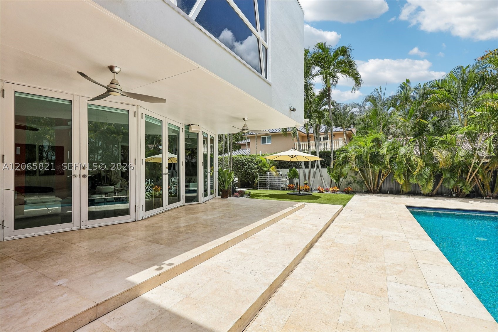 16581 NW 84th Ave, Miami Lakes FL 33016