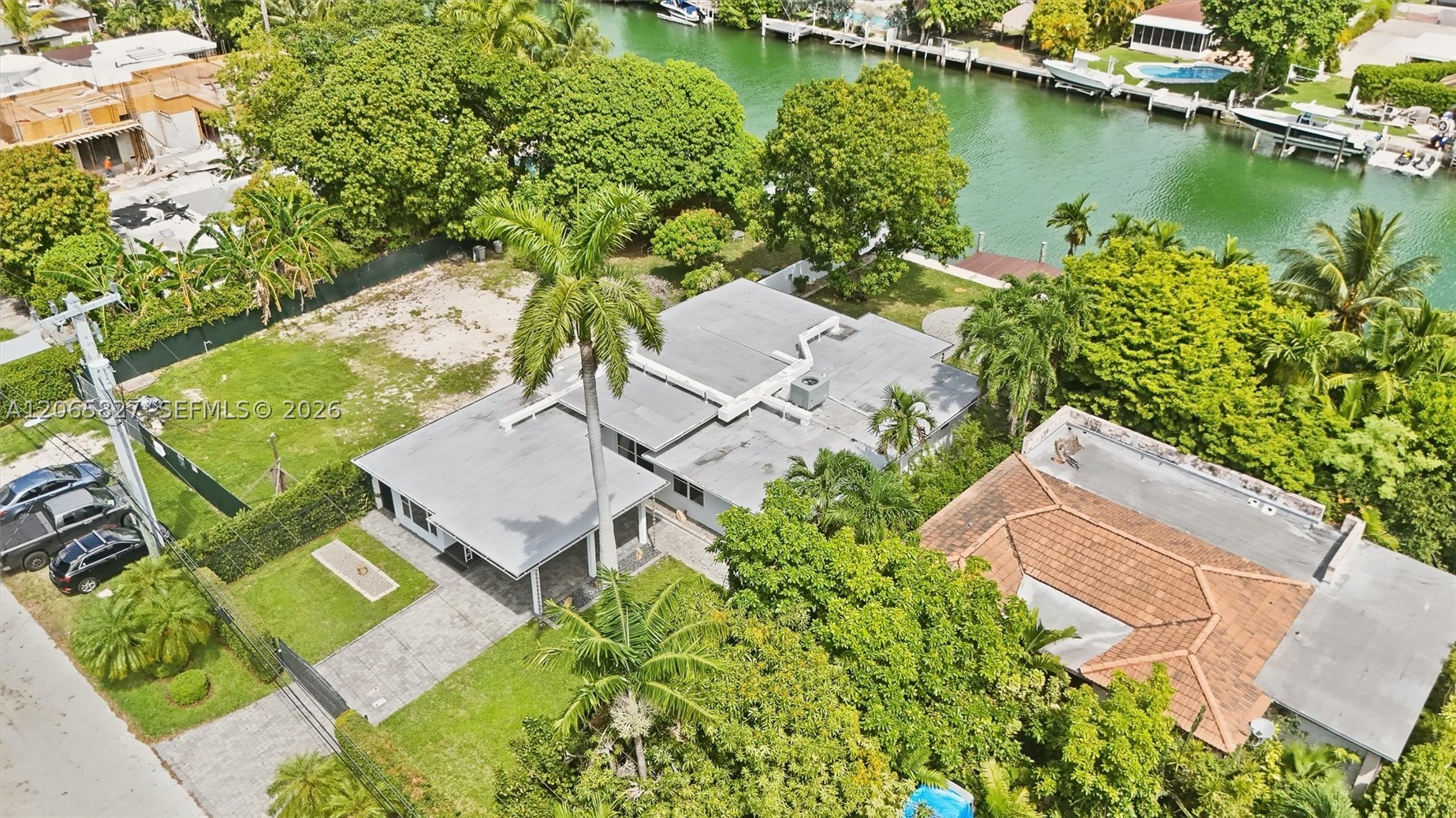 1525 Calais Dr, Miami Beach FL 33141